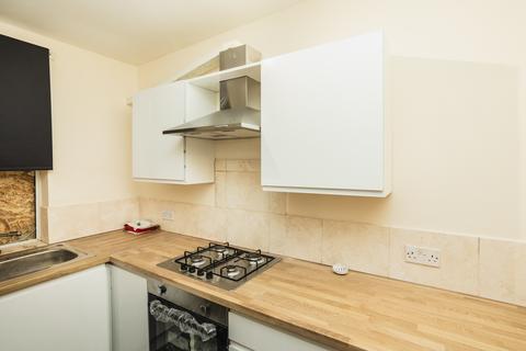 2 bedroom terraced house for sale, Ellerker Avenue, Doncaster DN4