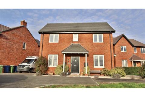 5 bedroom detached house for sale, Snowdrop Close, Tewkesbury, GL20