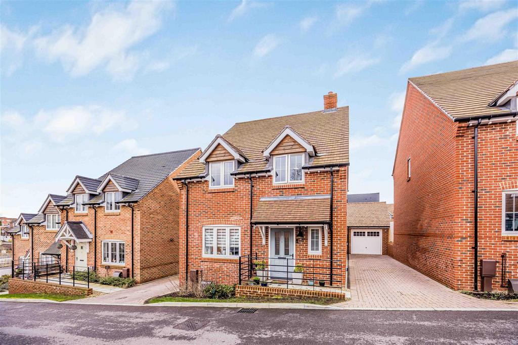 7 Alder Grove, Horndean-Small-Portico Marketing-Sol