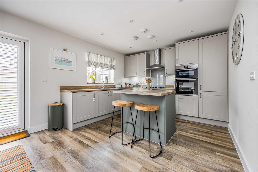 7 Alder Grove, Horndean-Small-Portico Marketing-Sol