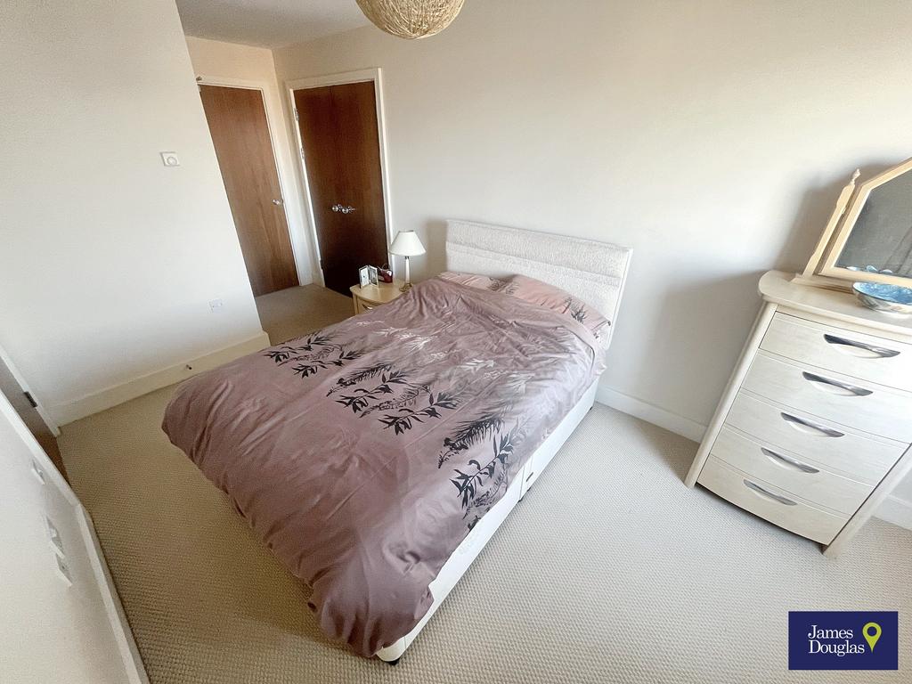 Bed12