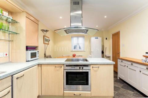 3 bedroom semi-detached house for sale, 9 Broughton Court