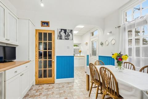 undefined, Southbourne Grove, Westcliff-on-sea, SS0 9
