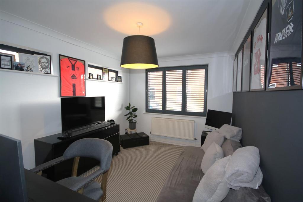 Sitting Room a.JPG