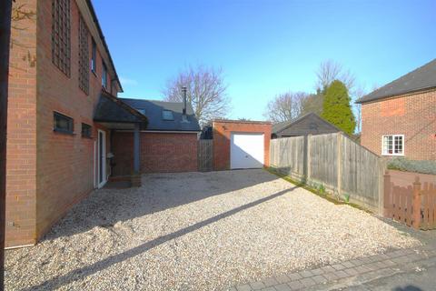 5 bedroom semi-detached house for sale, New Town Street, Chartham Hatch, Canterbury