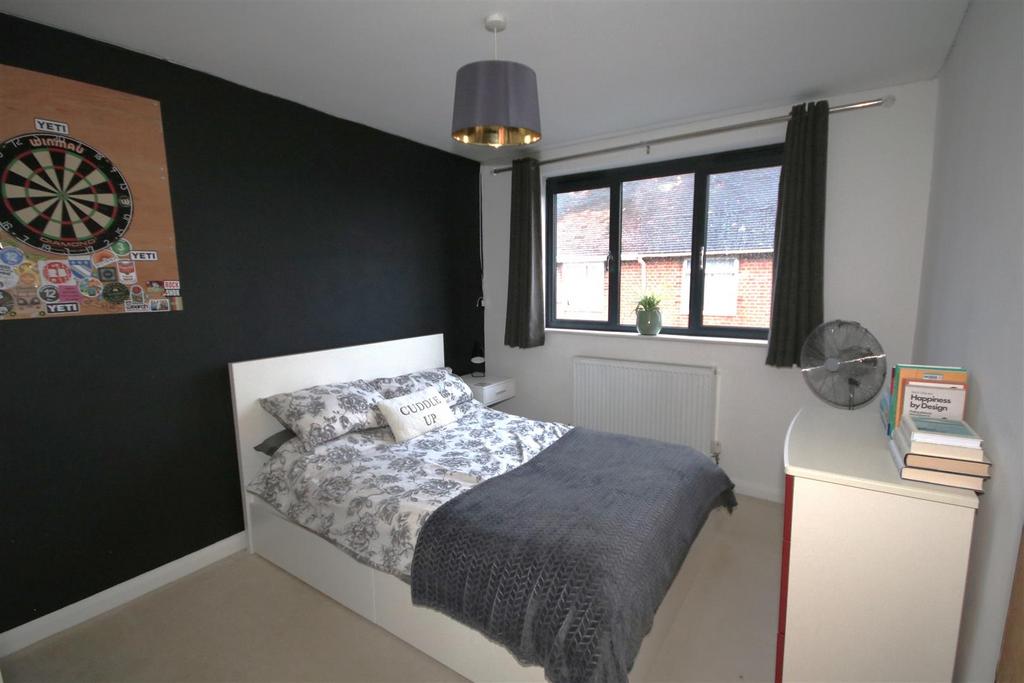 Bedroom 1a.JPG