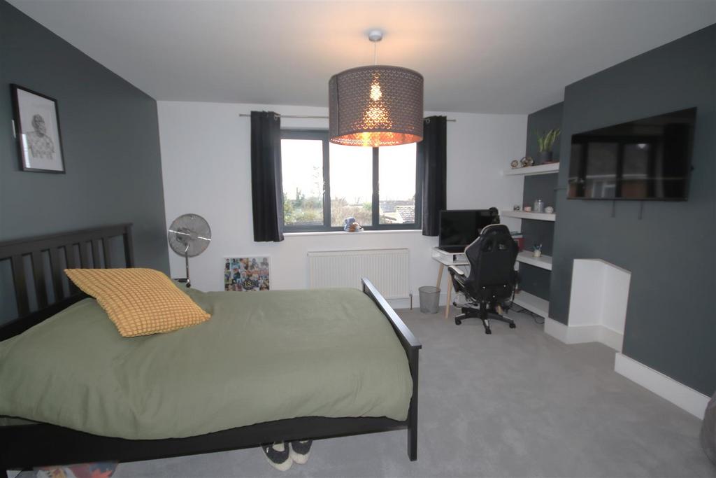 Bedroom 2a.JPG