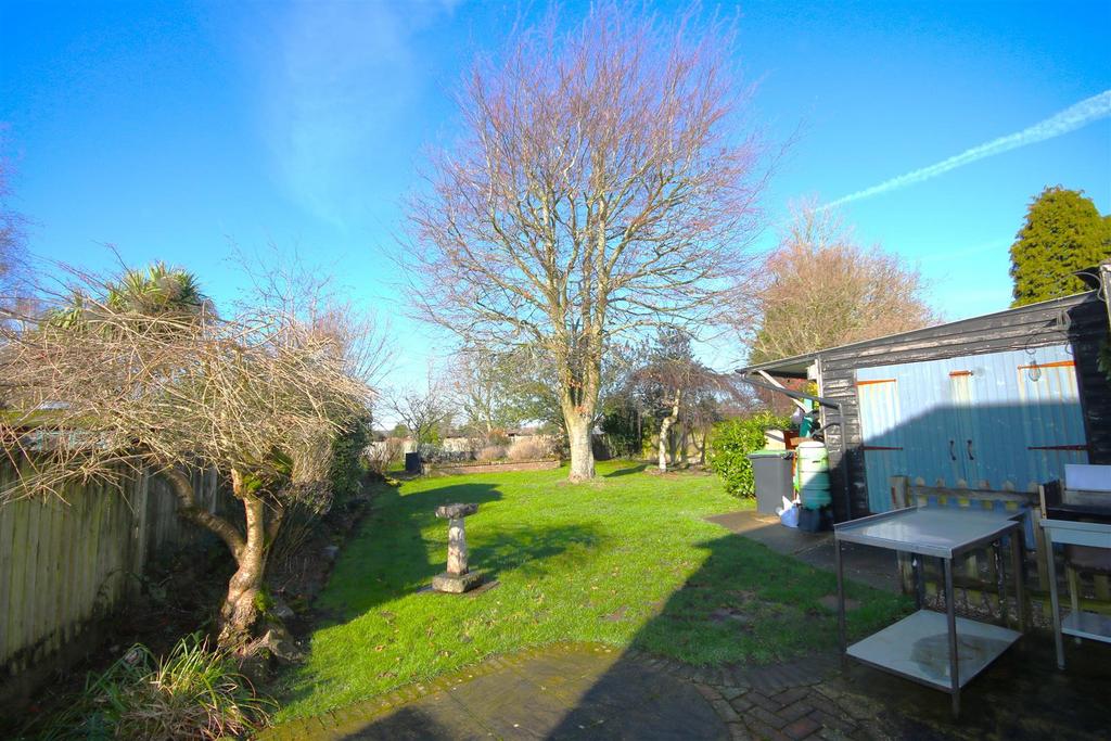 Rear Garden a.JPG