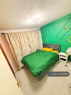 2 bedroom terraced house to rent, Heron Drive, Luton, LU2