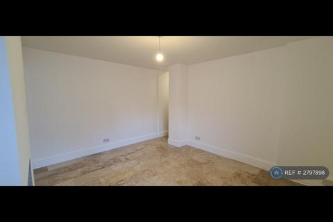 undefined, Leigh Rd, Leigh On Sea, SS9