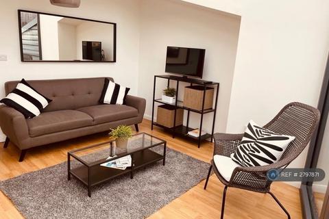 undefined, Mann Island, Liverpool, L3