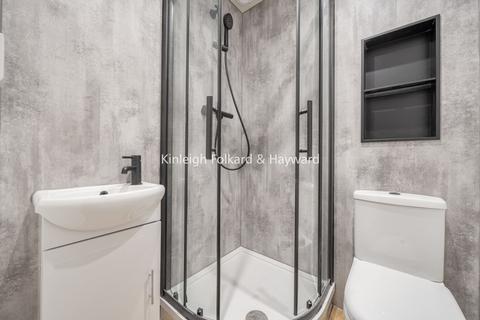 undefined, Ellesmere Road, London, W4
