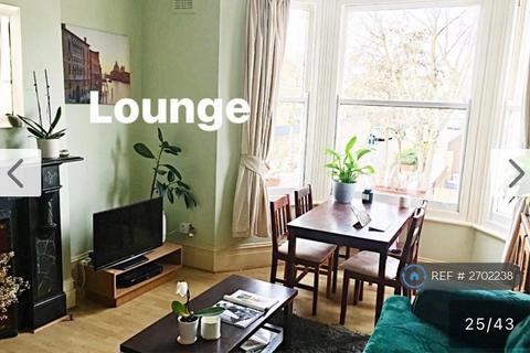 1 bedroom in a flat share to rent, Harvist Road, London, NW6
