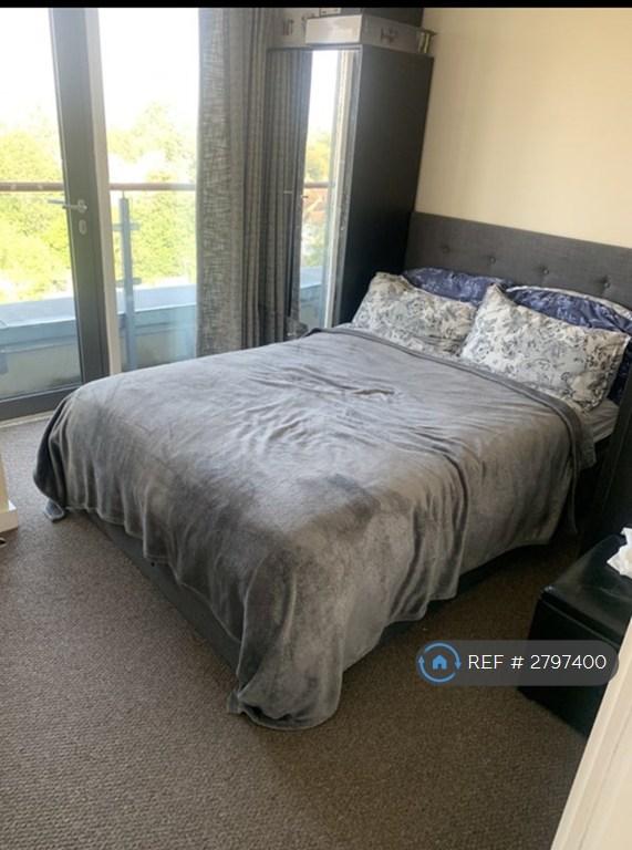 En-Suite Bedroom