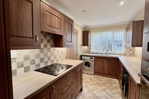 undefined, Hollingside Drive, Northampton