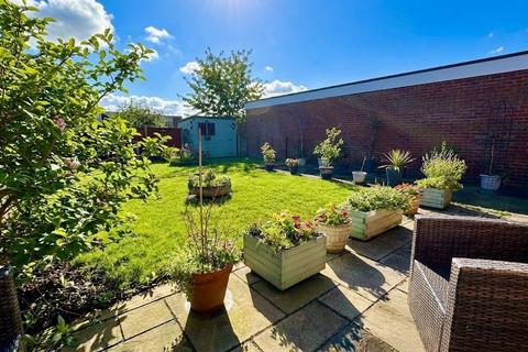 undefined, Hollingside Drive, Northampton