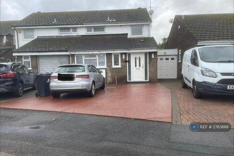 4 bedroom semi-detached house to rent, Dolphin Road, Northolt, UB5