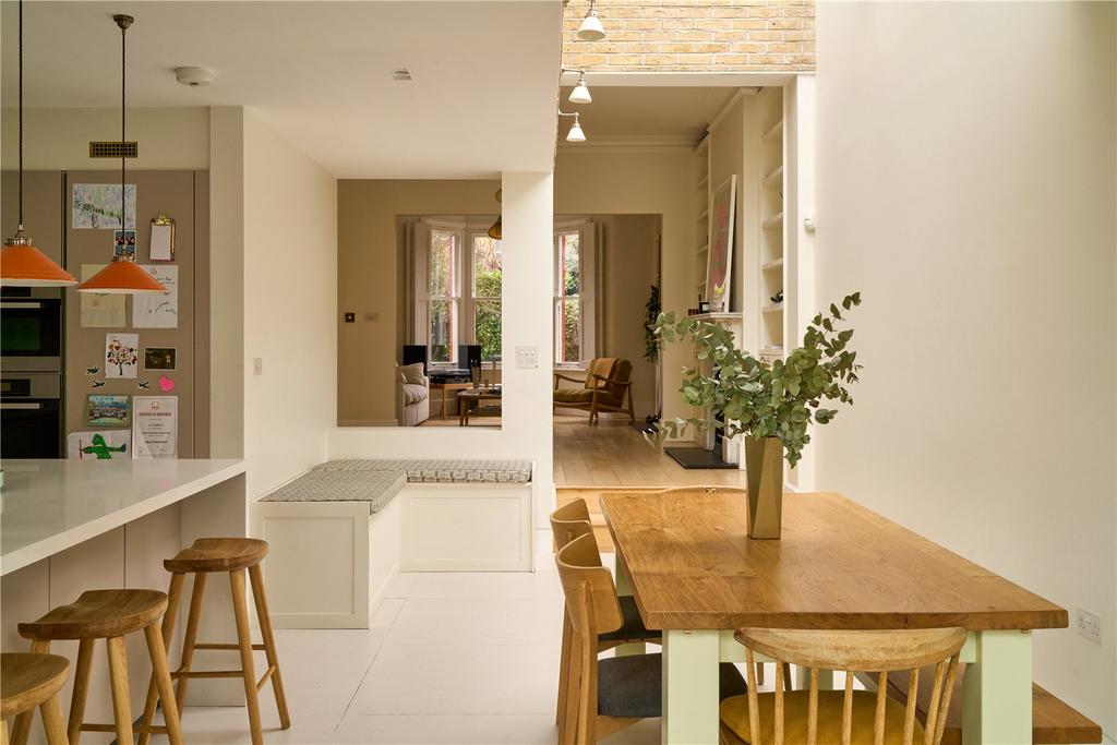 Kitchen/Dining