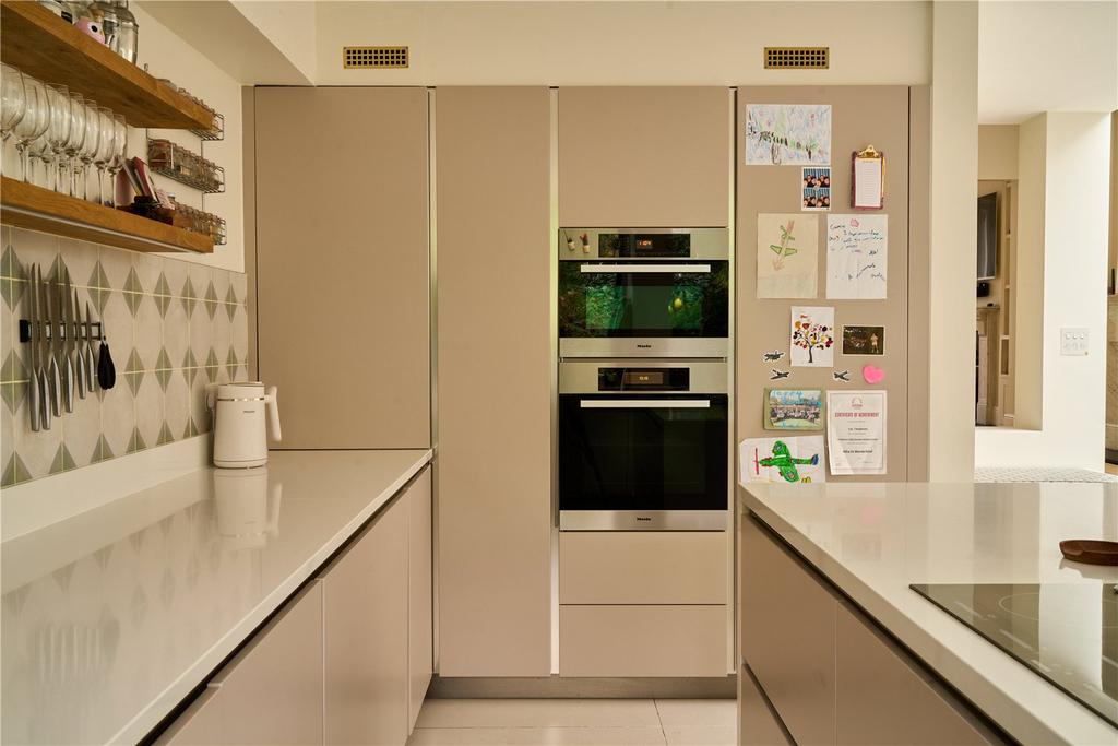 Kitchen/Dining