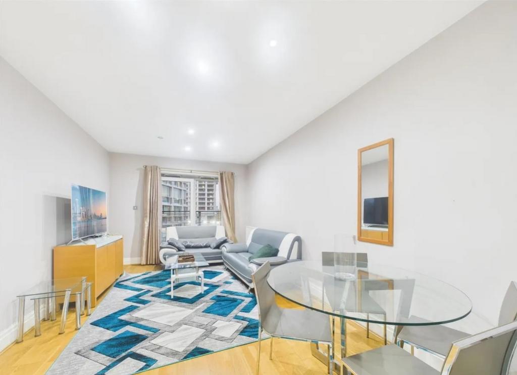 Living Rm