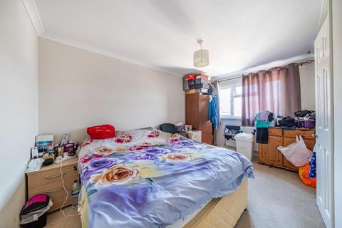 3 bedroom terraced house for sale, Leach Road,  Bicester,  Oxfordshire,  OX26
