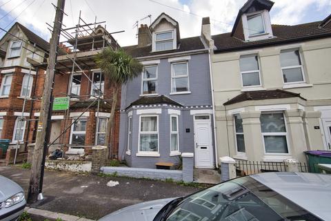 4 bedroom terraced house for sale, Linden Crescent, Folkestone, CT19
