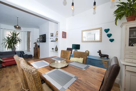 4 bedroom terraced house for sale, Linden Crescent, Folkestone, CT19
