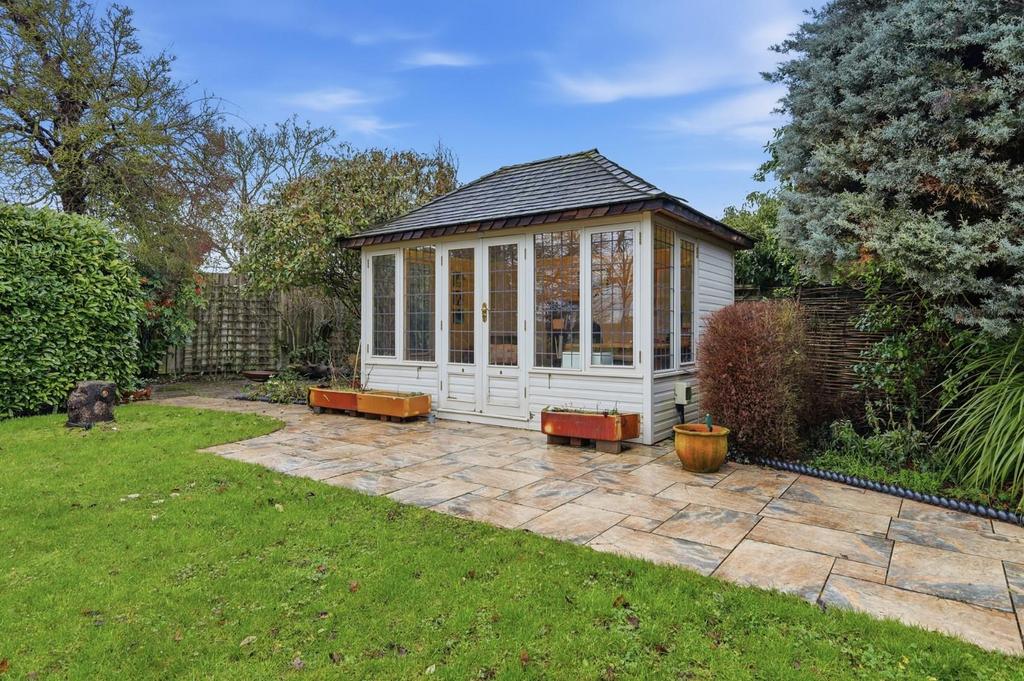 Summer House/Office