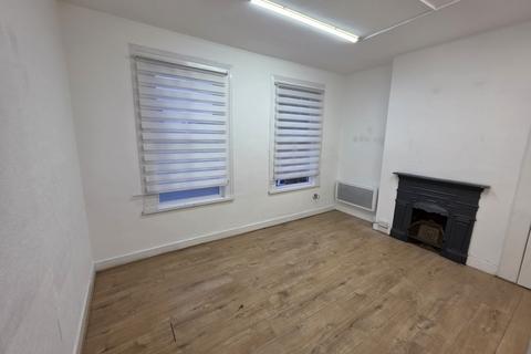 undefined, Cliff Avenue, Westcliff-On-Sea SS0