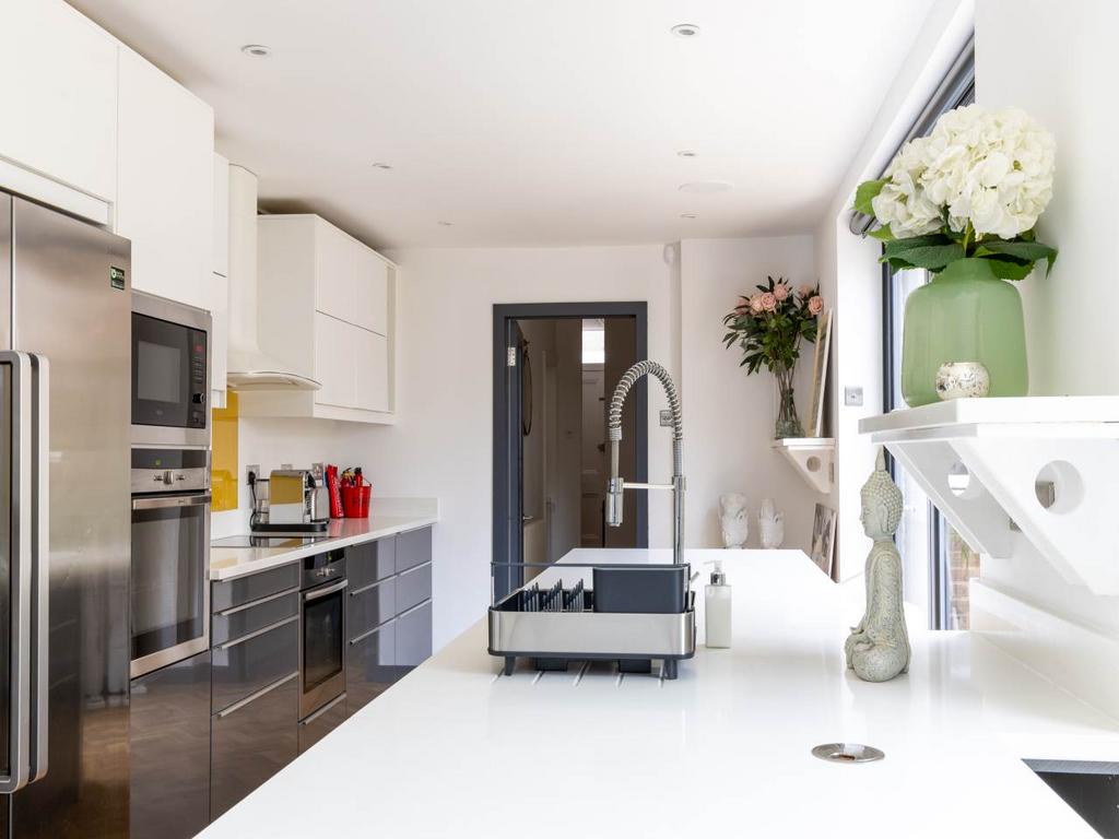Kitchen 1