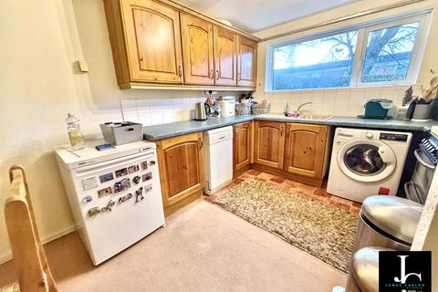 3 bedroom end of terrace house for sale, Westbourne, Telford TF7