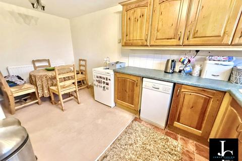 3 bedroom end of terrace house for sale, Westbourne, Telford TF7
