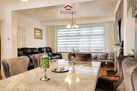 4 bedroom terraced house for sale, Armfield Road, Enfield, EN2
