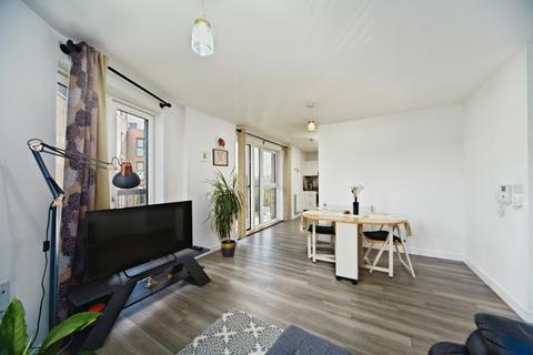 2 bedroom flat for sale, Connersville Way, CROYDON, Surrey, CR0
