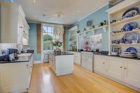 5 bedroom house for sale, Royal Crescent, Brighton, BN2
