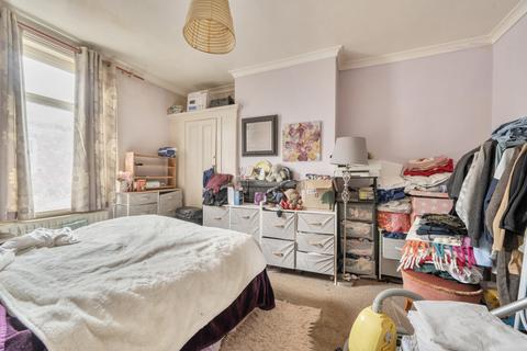 undefined, Barden Mount, Armley, West Yorkshire, LS12