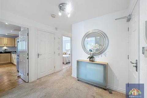 2 bedroom apartment to rent, Lancaster House, 4 Lancaster Road, Southport PR8