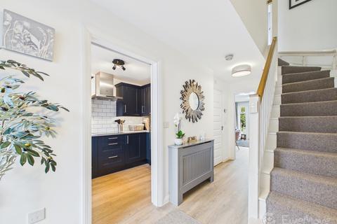 2 bedroom end of terrace house for sale, Empire Walk, Bordon, Hampshire, GU35
