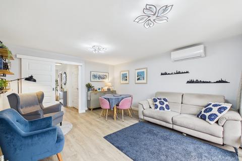 2 bedroom end of terrace house for sale, Empire Walk, Bordon, Hampshire, GU35