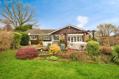 5 bedroom bungalow for sale, Langham Road, Robertsbridge, East Sussex, TN32
