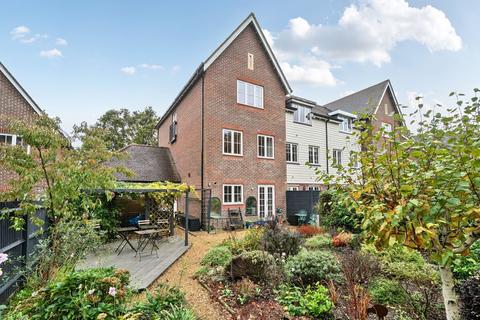 undefined, Wealden Drive, Westhampnett, PO18