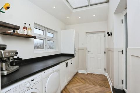 2 bedroom semi-detached house for sale, Frimley Close, New Addington, Surrey, CR0