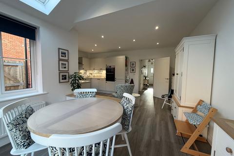 4 bedroom detached house for sale, Osprey Drive, Chichester, PO20