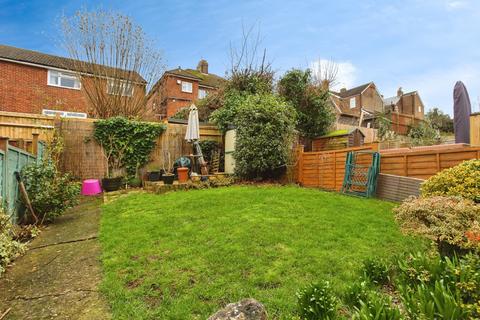 2 bedroom end of terrace house for sale, St. Marys Road, Tonbridge, Kent, TN9