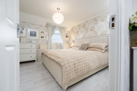 3 bedroom property for sale, Weymouth Crescent, Gourock, PA19