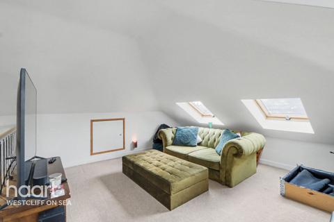 2 bedroom flat for sale, Avenue Road, WESTCLIFF-ON-SEA