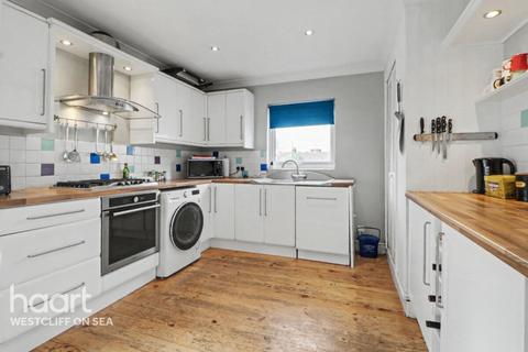 2 bedroom flat for sale, Avenue Road, WESTCLIFF-ON-SEA