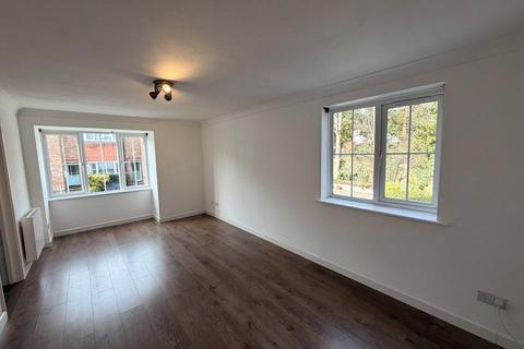 2 bedroom flat to rent, Tower Gate, Brighton BN1