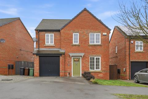 4 bedroom detached house for sale, Whinmoor, Leeds LS14