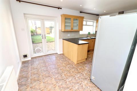 3 bedroom house to rent, Sullivan Way, Elstree, Borehamwood